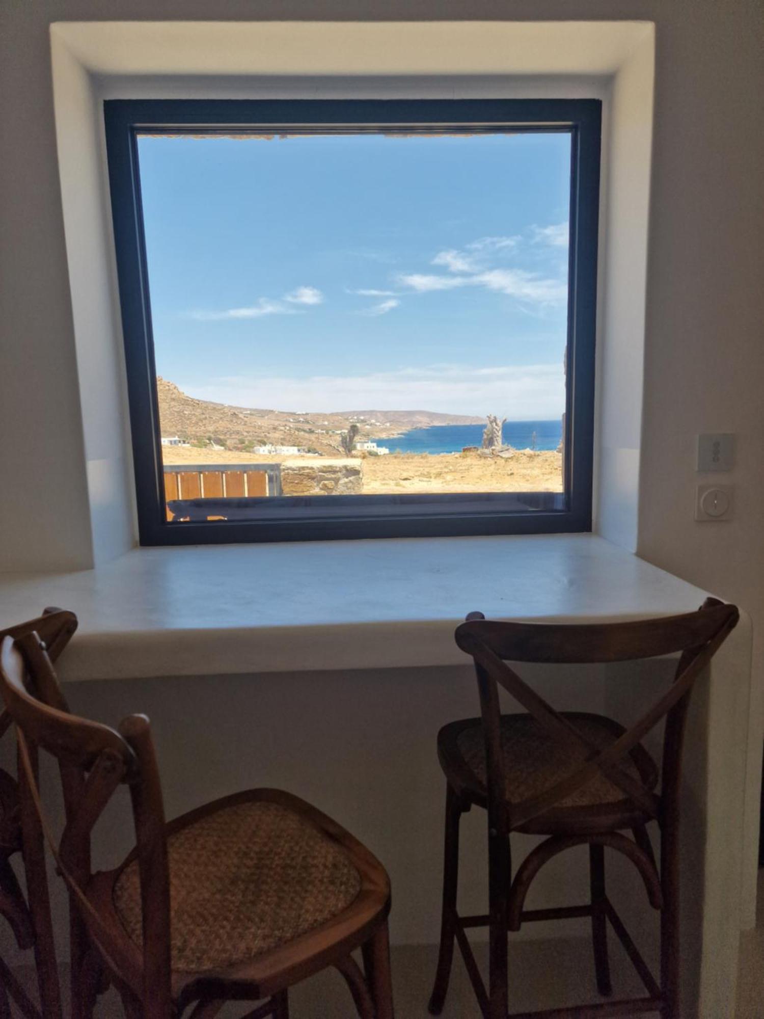 M-Vibes Mykonos Suites Kalafatis Room photo